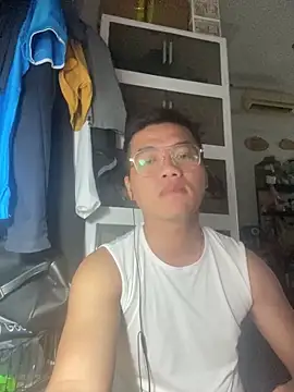 Gockhuatsg online show from May 21, 2026, 7:33 pm