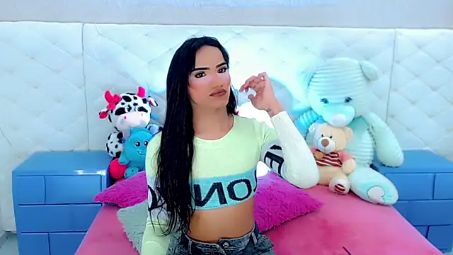 catriona queen16 online show from April 18, 2026, 2:58 am