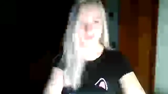 Snapshot of Glowing_Jessica chatting on March 12, 2026, 9:08 pm Glowing Jessica online show from March 12, 2026, 9:08 pm