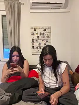 Snapshot of Genblan chatting on March 29, 2026, 6:42 pm Genblan online show from March 29, 2026, 6:42 pm