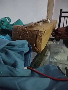 Snapshot of Tamillaxmi12 chatting on April 1, 2026, 2:03 pm Tamillaxmi12 online show from April 1, 2026, 2:03 pm