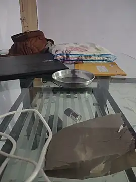 Snapshot of Tamillaxmi12 chatting on March 12, 2026, 1:15 pm Tamillaxmi12 online show from March 12, 2026, 1:15 pm