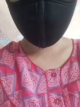 Snapshot of Tamillaxmi12 chatting on March 17, 2026, 1:41 am Tamillaxmi12 online show from March 17, 2026, 1:41 am