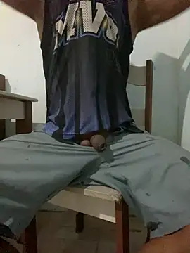 BigBig024 online show from April 15, 2026, 10:43 pm