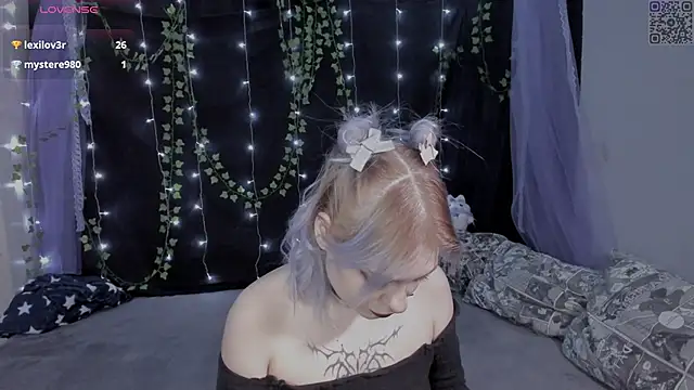 Snapshot of Nyokstynni chatting on March 2, 2026, 4:47 pm Nyokstynni online show from March 2, 2026, 4:47 pm