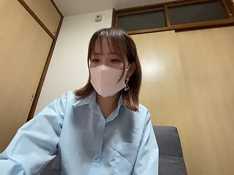 airi-ai0302 online show from May 17, 2026, 8:31 pm