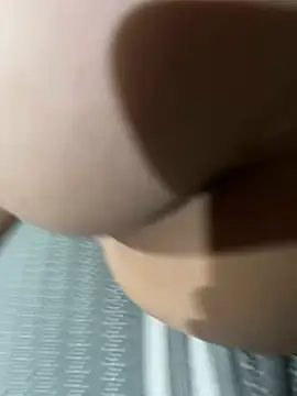 elizabeth200 online show from March 31, 2026, 1:29 am