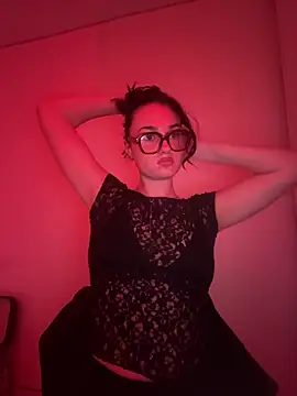 Claraaaaa06 online show from April 14, 2026, 7:08 pm