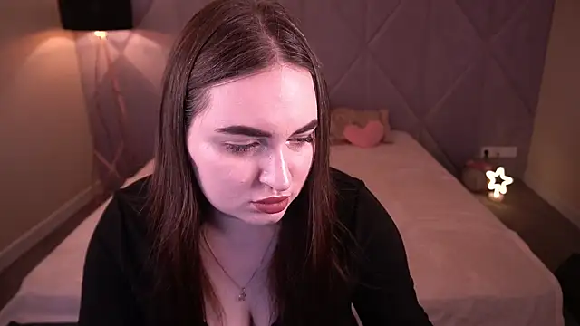 RapunzelAngel online show from May 31, 2026, 5:35 am