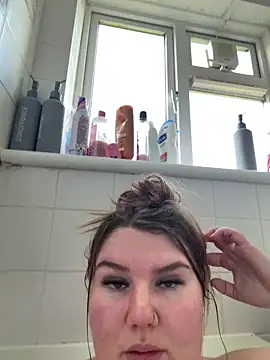 BeeMay22 online show from March 14, 2026, 3:51 pm