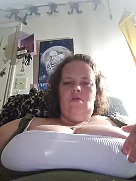 Snapshot of Purplesparkle1 chatting on May 30, 2026, 11:49 am Purplesparkle1 online show from May 30, 2026, 11:49 am