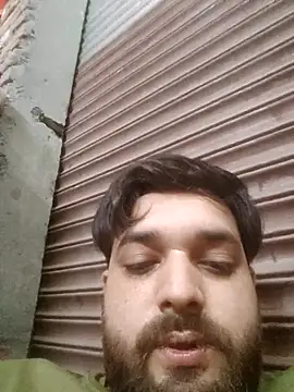Snapshot of areee214 chatting on May 5, 2026, 9:18 pm areee214 online show from May 5, 2026, 9:18 pm