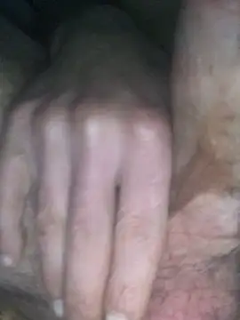 Kimo198529 online show from April 27, 2026, 5:05 am