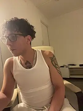 TitanNoir online show from March 4, 2026, 9:00 pm