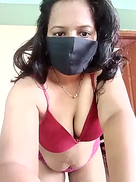 Miss-Dolly07 online show from April 10, 2026, 5:36 am