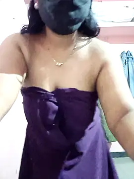 Miss-Dolly07 online show from May 20, 2026, 4:59 pm