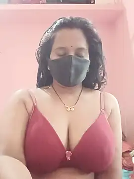 Snapshot of Miss-Dolly07 chatting on July 30, 2026, 4:22 am Miss-Dolly07 online show from July 30, 2026, 4:22 am