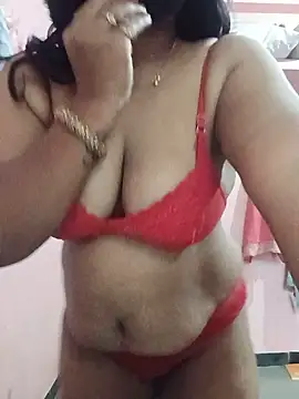 Snapshot of Miss-Dolly07 chatting on July 7, 2026, 10:30 am Miss-Dolly07 online show from July 7, 2026, 10:30 am