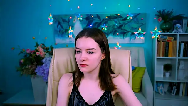 KellieBanshe online show from April 14, 2026, 4:17 am