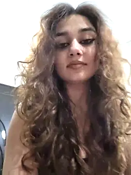 Snapshot of KatarinaHeaven chatting on April 9, 2026, 10:27 pm KatarinaHeaven online show from April 9, 2026, 10:27 pm