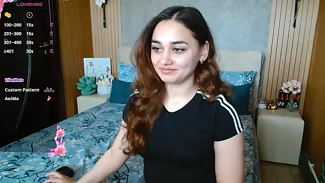 Snapshot of KatarinaHeaven chatting on April 16, 2026, 8:04 am KatarinaHeaven online show from April 16, 2026, 8:04 am