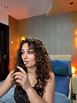 Snapshot of KatarinaHeaven chatting on March 7, 2026, 8:58 pm KatarinaHeaven online show from March 7, 2026, 8:58 pm