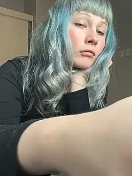AlexaGudz online show from May 16, 2026, 8:41 pm