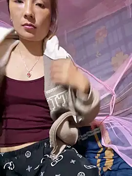 Mimi pussy online show from May 4, 2026, 4:27 am