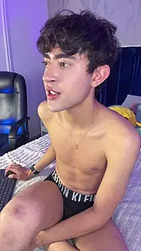 MatthewMoore  online show from March 19, 2026, 12:10 am