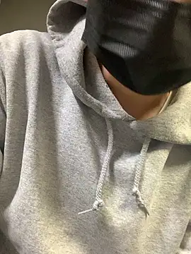 Snapshot of moon_blue199x chatting on March 3, 2026, 2:02 pm moon blue199x online show from March 3, 2026, 2:02 pm