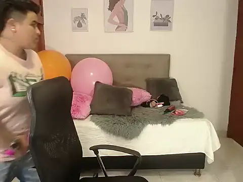 Snapshot of Mathias_ftm chatting on March 4, 2026, 1:46 am Mathias ftm online show from March 4, 2026, 1:46 am