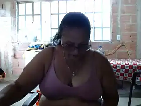 Snapshot of _BellaNocturna chatting on July 18, 2026, 6:27 pm BellaNocturna online show from July 18, 2026, 6:27 pm