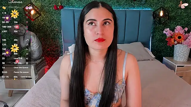 Snapshot of Cataa_Hill chatting on June 10, 2026, 3:19 am Cataa Hill online show from June 10, 2026, 3:19 am