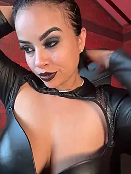 Snapshot of AriannaSmyth chatting on April 30, 2026, 10:14 pm AriannaSmyth online show from April 30, 2026, 10:14 pm