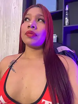 Snapshot of Cherry_Charlottee chatting on June 19, 2026, 7:52 pm Cherry Charlottee online show from June 19, 2026, 7:52 pm