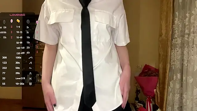 waumeoww online show from April 10, 2026, 9:22 pm