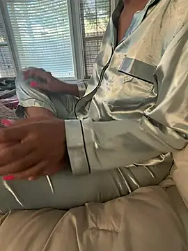 TrustMySoles online show from April 11, 2026, 2:54 pm