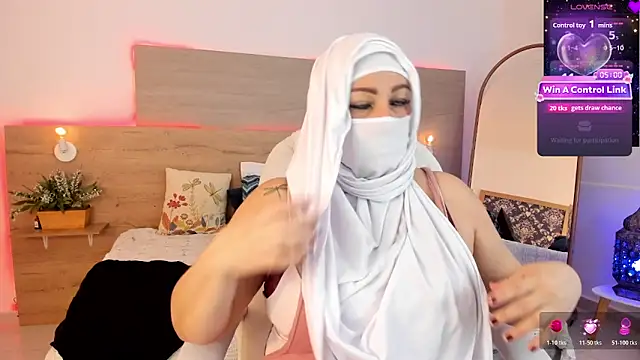  Azahaaraa  online show from March 18, 2026, 3:31 am