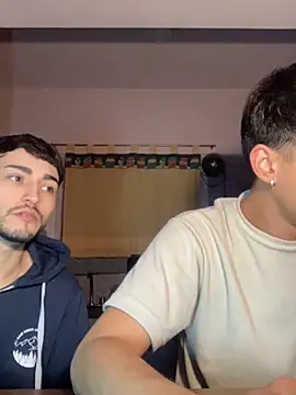 Lucasss2204 online show from March 23, 2026, 5:18 am