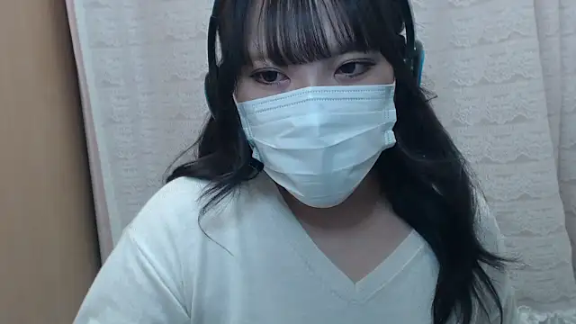 Snapshot of suzuchan0918 chatting on March 4, 2026, 11:07 am suzuchan0918 online show from March 4, 2026, 11:07 am