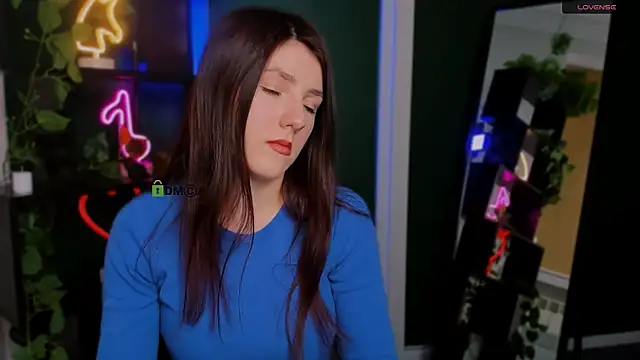 Snapshot of dolly_sunshine chatting on April 11, 2026, 5:37 am dolly sunshine online show from April 11, 2026, 5:37 am