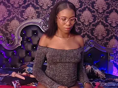 Snapshot of DanellaZiu chatting on April 3, 2026, 1:17 pm DanellaZiu online show from April 3, 2026, 1:17 pm