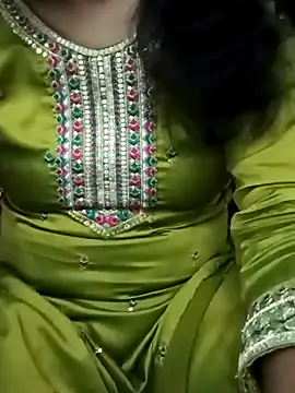 Snapshot of niyashree100 chatting on March 21, 2026, 7:29 pm niyashree100 online show from March 21, 2026, 7:29 pm