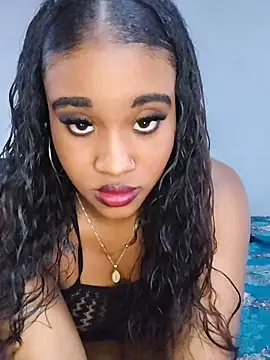 KendallJanner online show from April 4, 2026, 6:47 pm