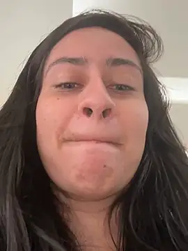 Geovana blan online show from March 15, 2026, 1:34 am