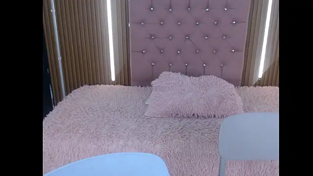 Snapshot of vicky_wel chatting on May 21, 2026, 7:00 pm vicky wel online show from May 21, 2026, 7:00 pm