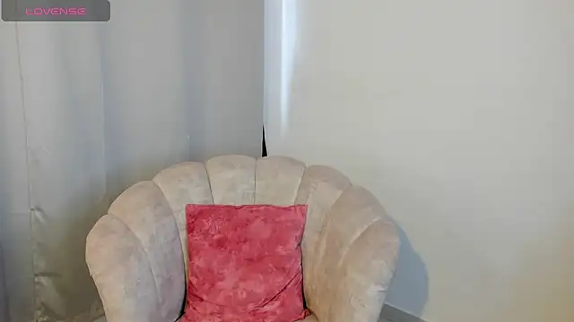 IVONE ASHAR online show from April 14, 2026, 2:22 pm