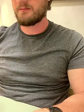 Empresarioloiro online show from March 4, 2026, 9:00 pm