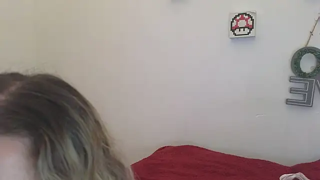 Snapshot of Caroline_hernandes chatting on April 28, 2026, 12:53 pm Caroline hernandes online show from April 28, 2026, 12:53 pm