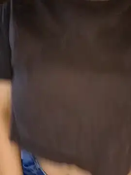 xanthenyx  online show from March 22, 2026, 5:47 pm